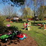 Quaint Near With Garden Tatil Evi Insel Poel