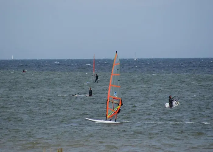 Quaint Near With Garden Feriehus Poel