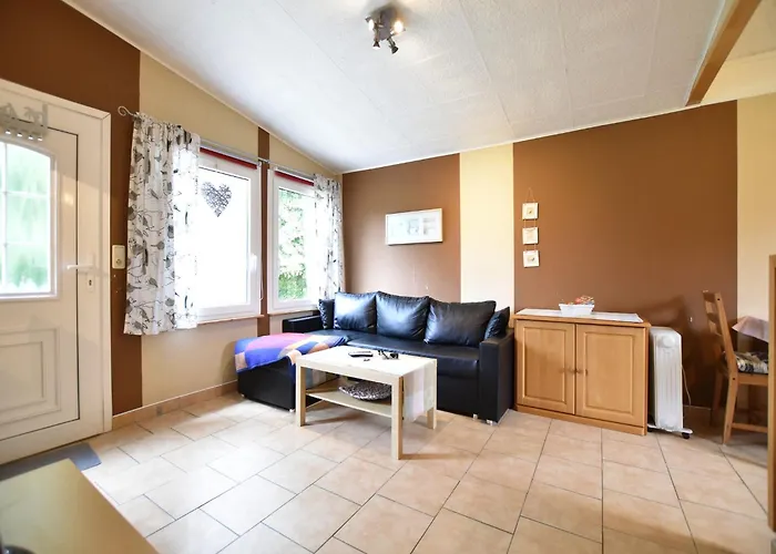 Quaint Near With Garden * インゼル・ペール